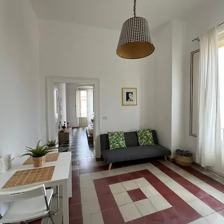 Logico #35 Apartment